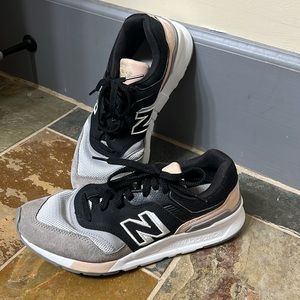 New balance 997H shoes size 7